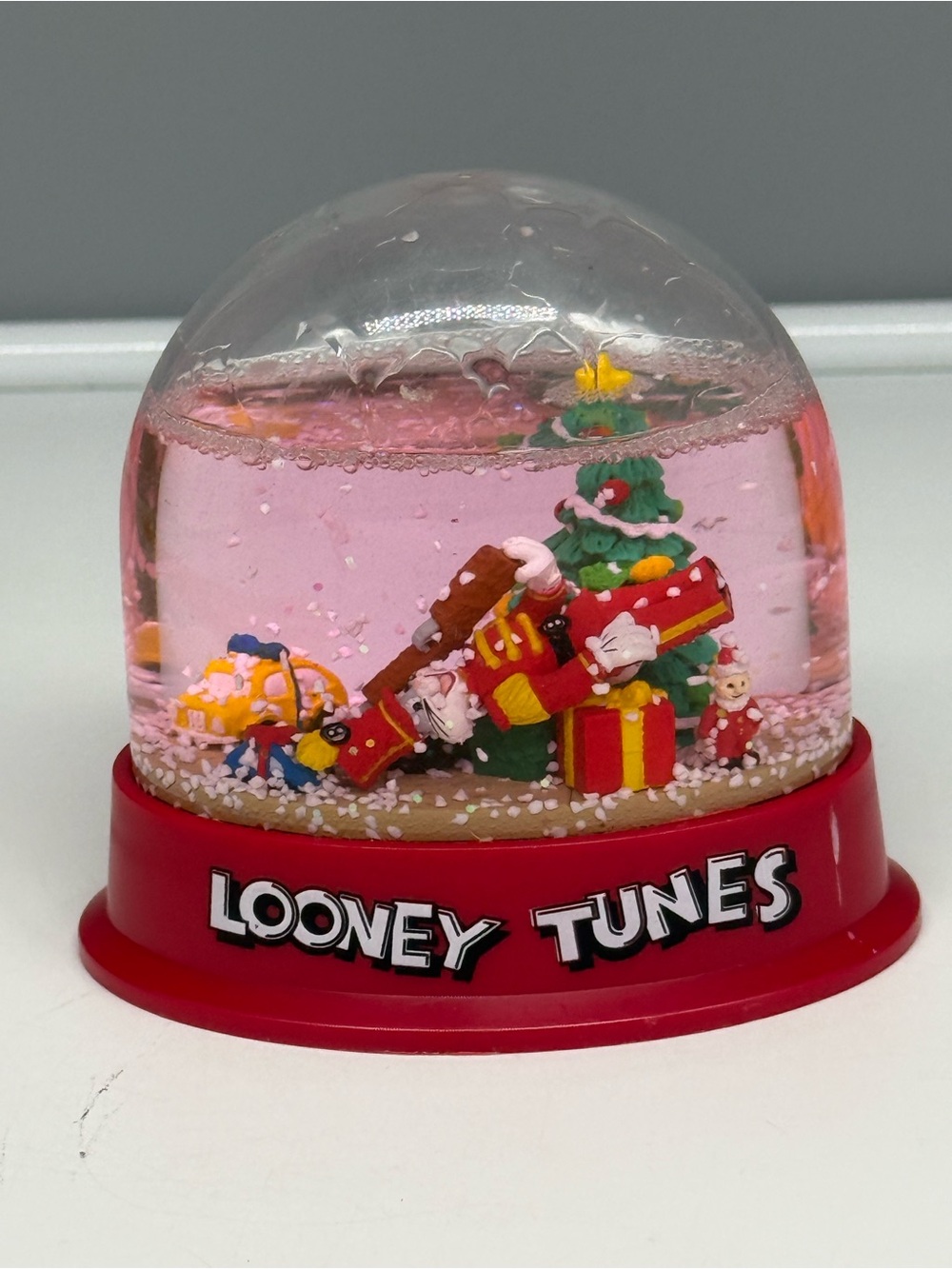 Vintage 1996 Looney Tunes Bugs Bunny Christmas Oval Waterball,  Broken